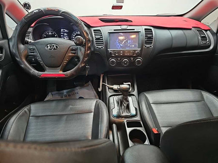 Kia K3 — photo 07