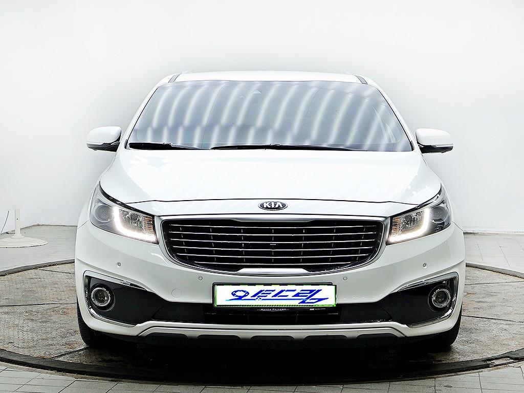 Kia Carnival — photo 01