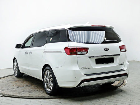 Kia Carnival — photo 04