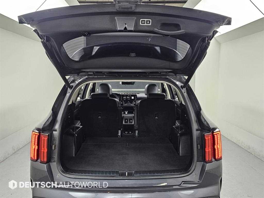 Kia Sorento — photo 19