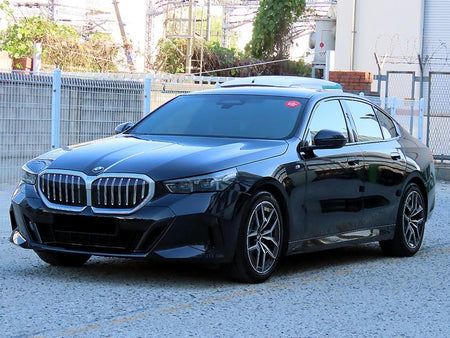 BMW 5-Series — photo 02