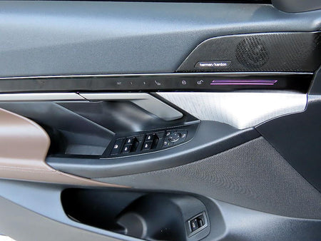 BMW 5-Series — photo 12