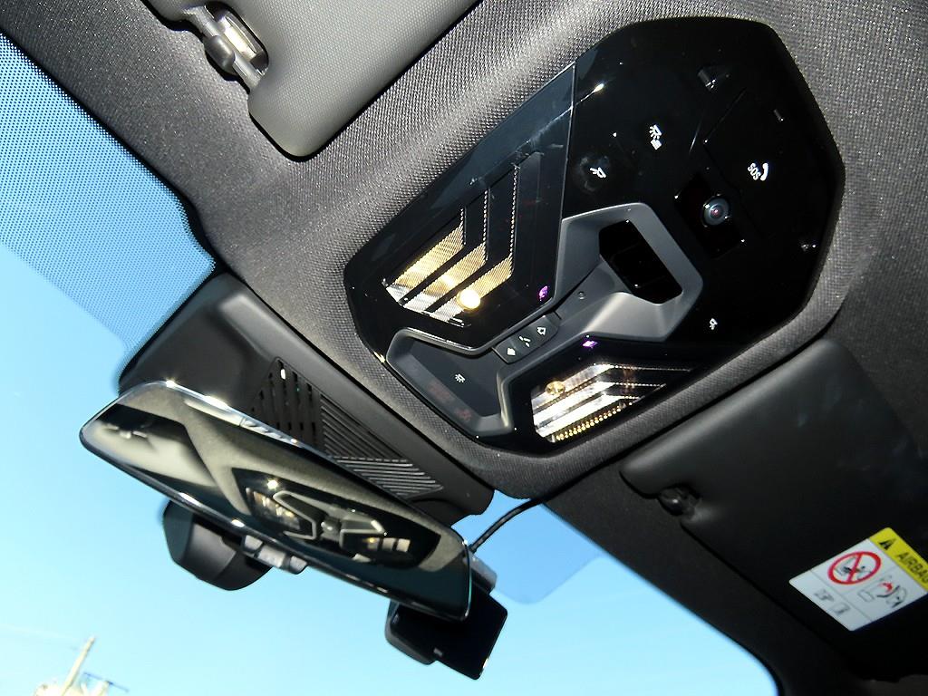 BMW 5-Series — photo 14