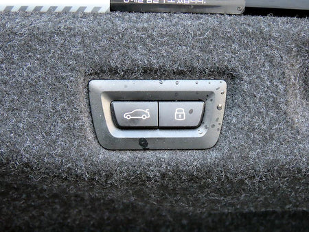 BMW 5-Series — photo 16