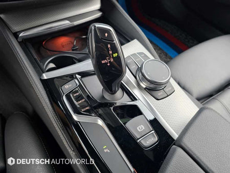 BMW 5-Series — photo 09