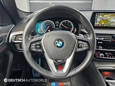BMW 5-Series — photo 13