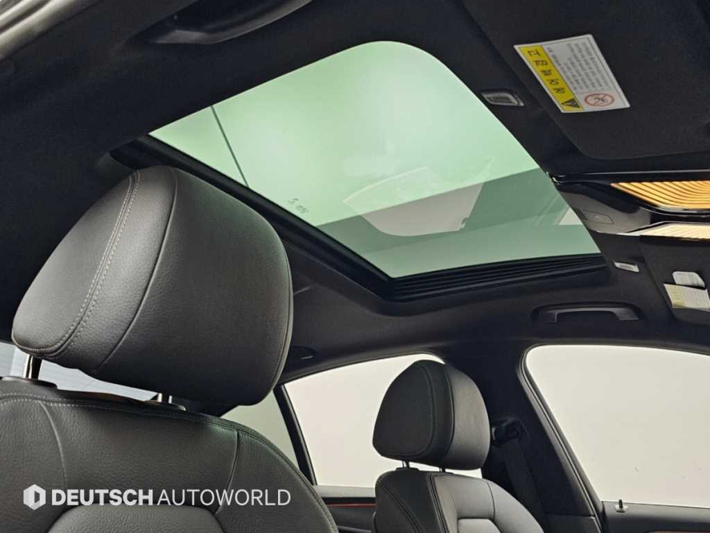 BMW 5-Series — photo 18