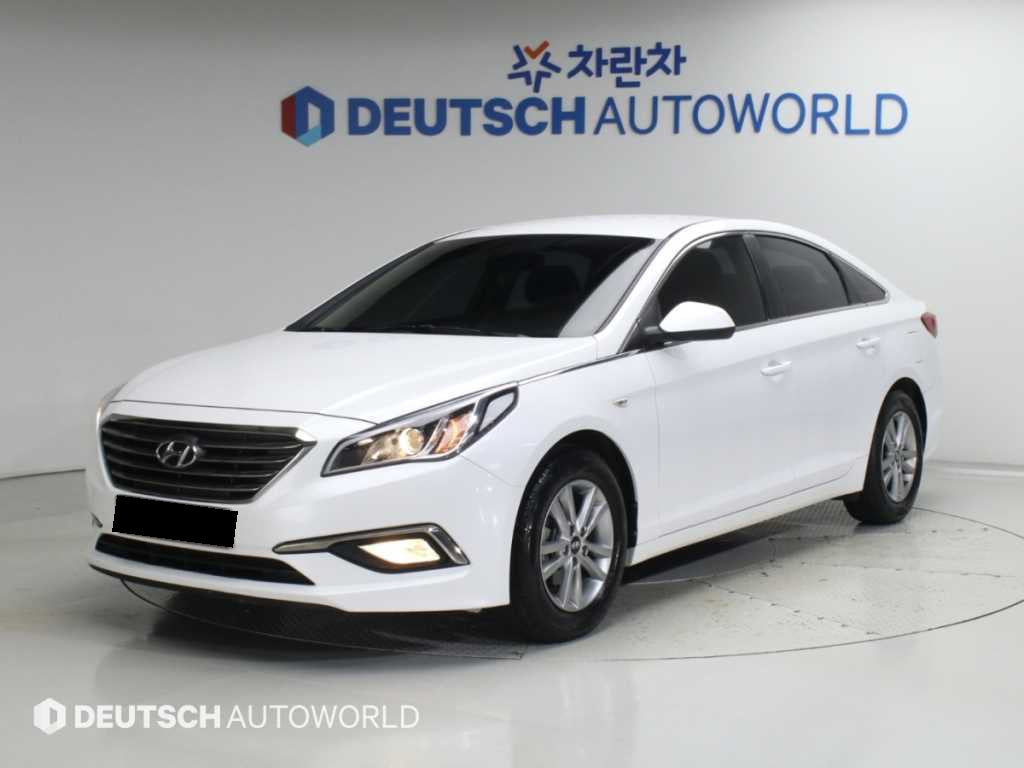 Hyundai Sonata — photo 01