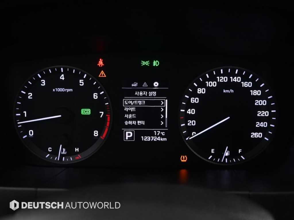 Hyundai Sonata — photo 08