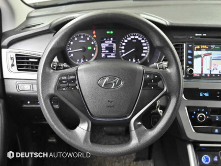 Hyundai Sonata — photo 13