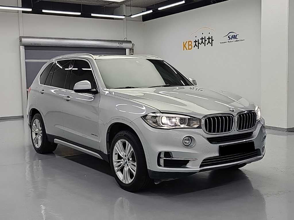 BMW X5 — photo 04