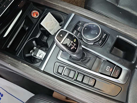 BMW X5 — photo 08