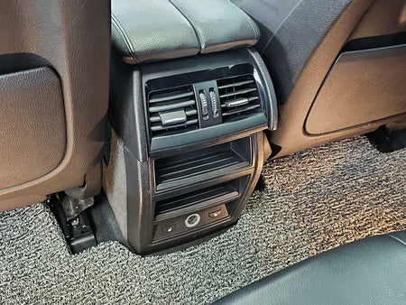 BMW X5 — photo 13