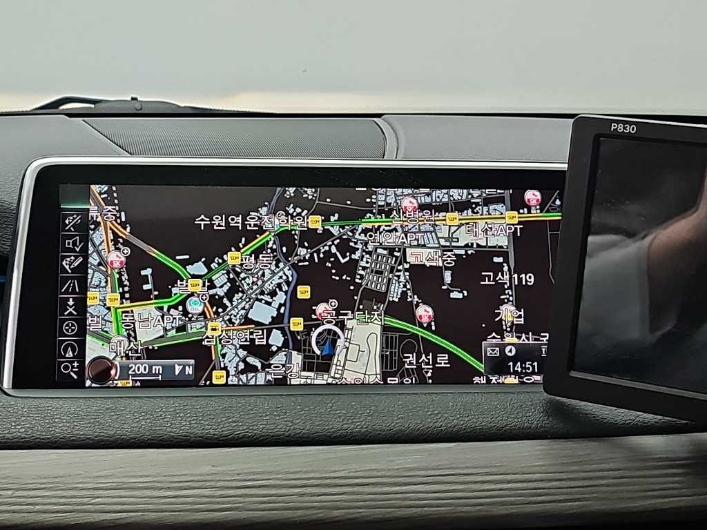 BMW X5 — photo 15