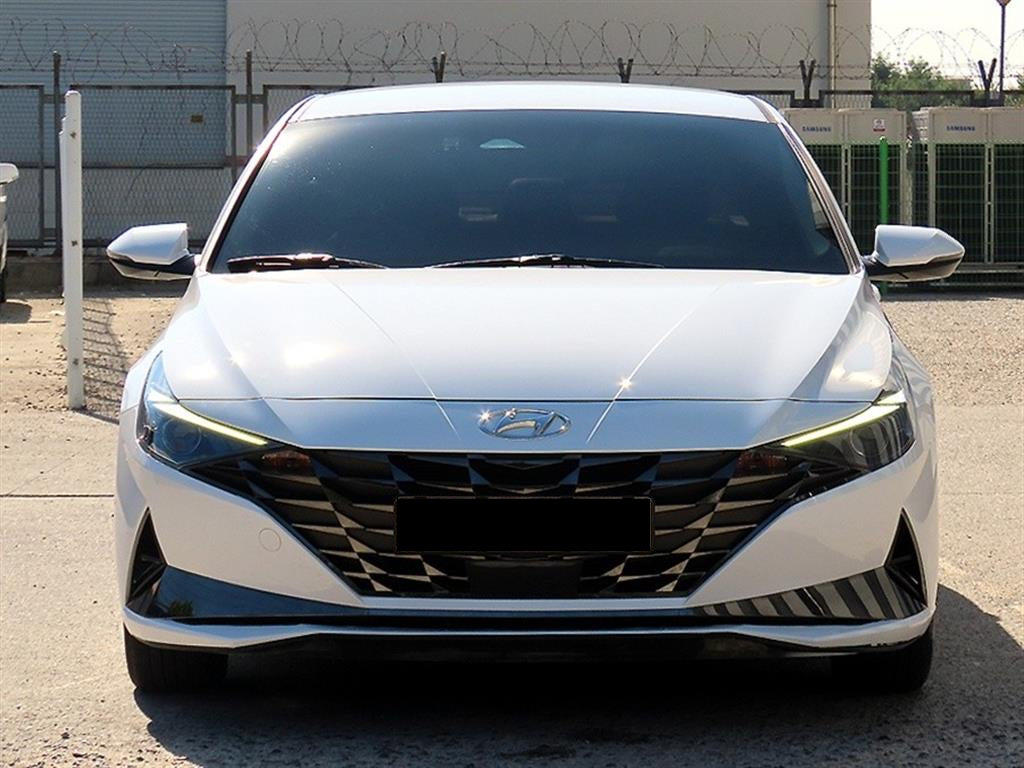 Hyundai Avante — photo 01
