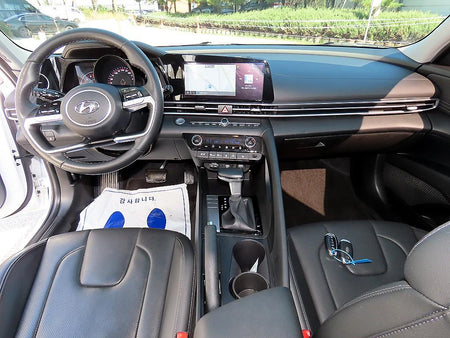 Hyundai Avante — photo 07