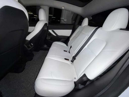 Tesla Model Y — photo 08