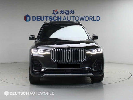BMW X7 — photo 03