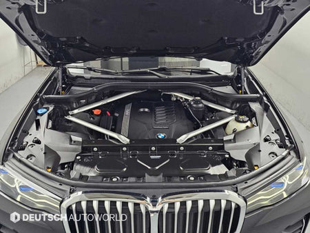 BMW X7 — photo 07
