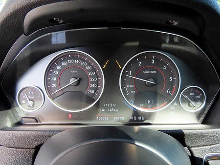 BMW 3-Series — photo 09