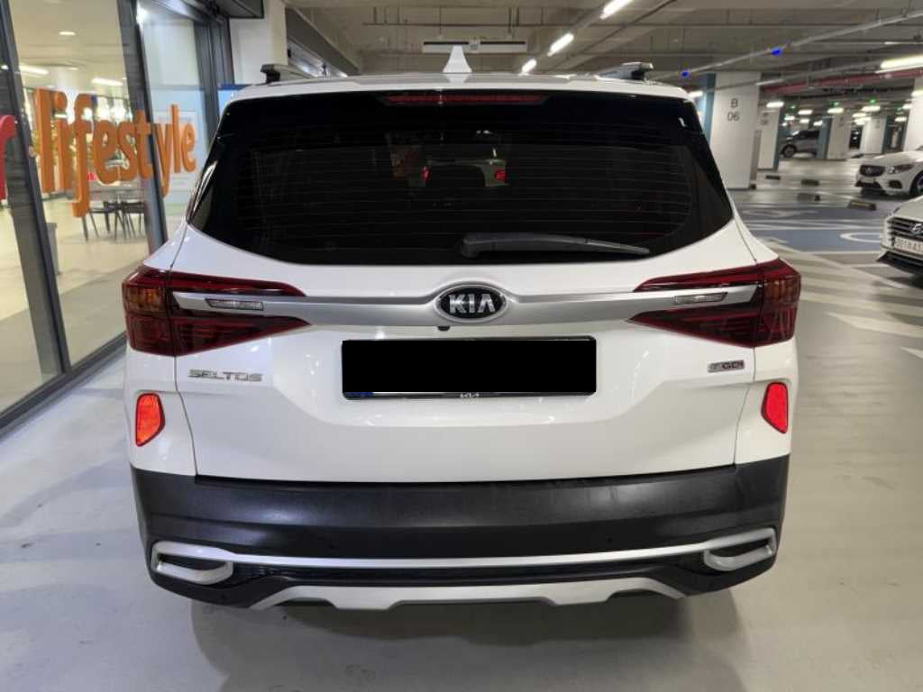 Kia Seltos — photo 05