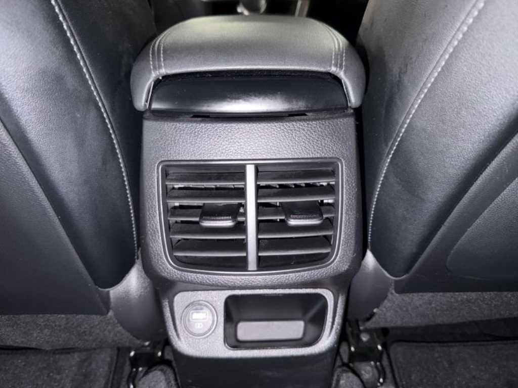 Kia Seltos — photo 14