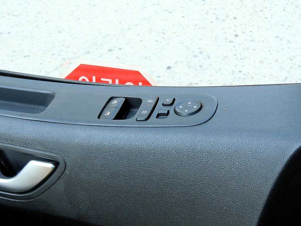 Hyundai Staria — photo 12