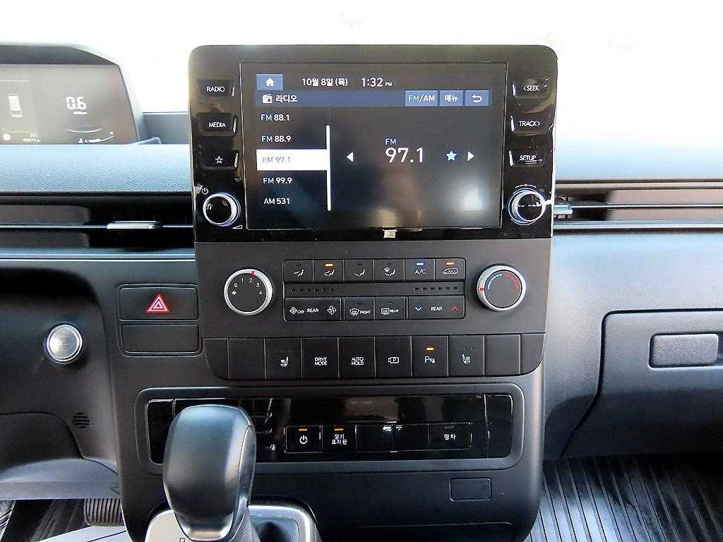Hyundai Staria — photo 14