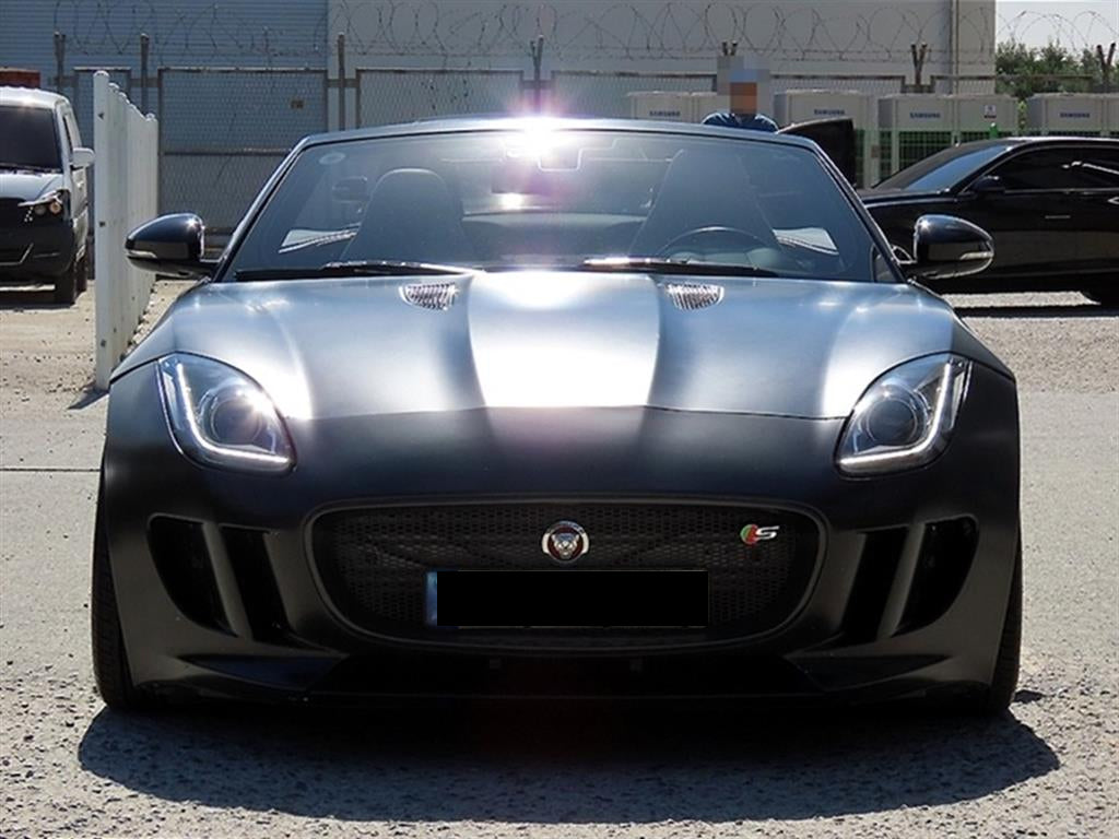 Jaguar F-TYPE — photo 01