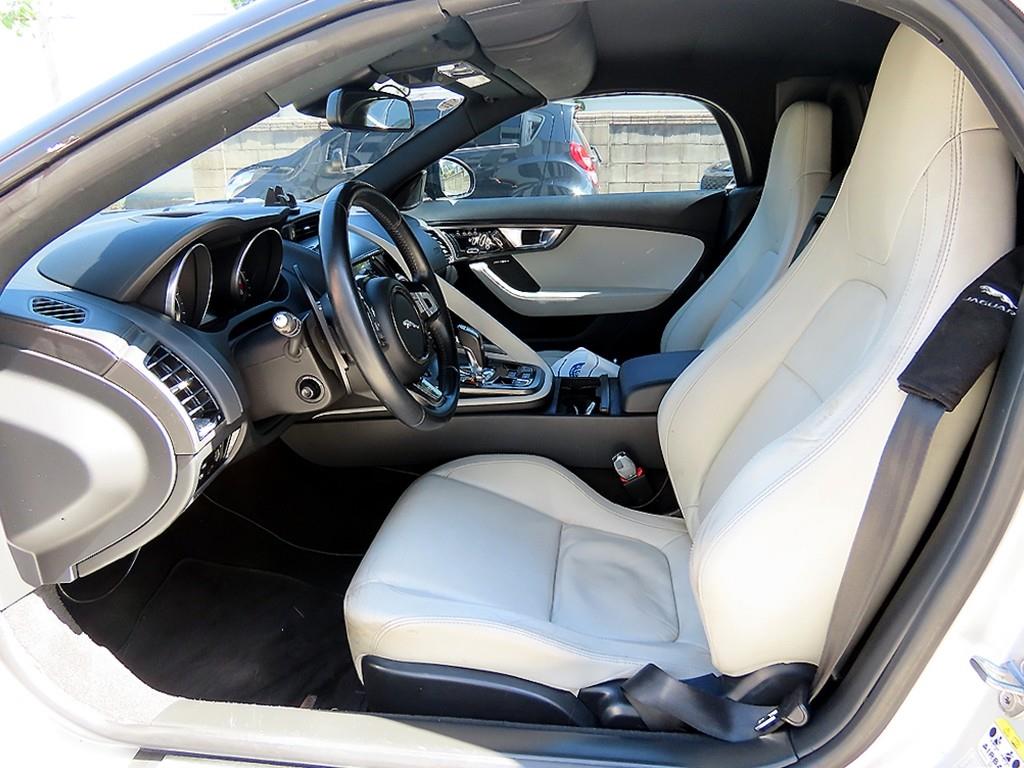 Jaguar F-TYPE — photo 10