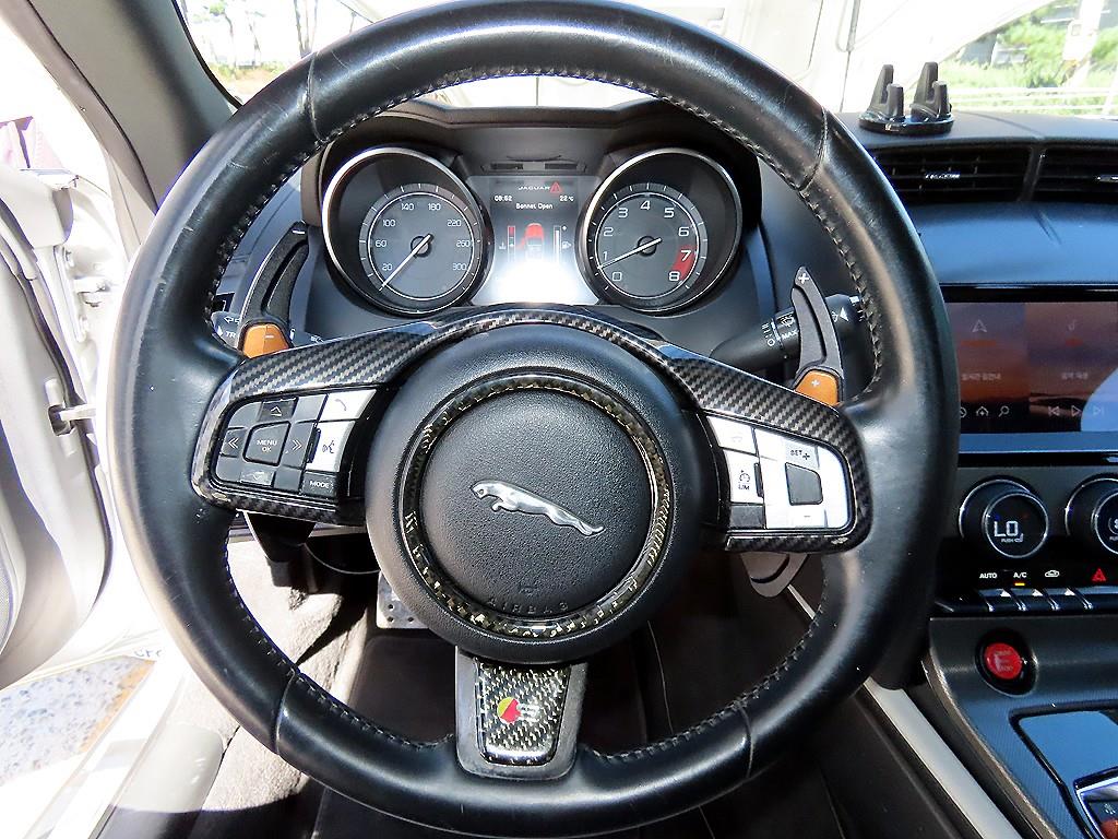 Jaguar F-TYPE — photo 11