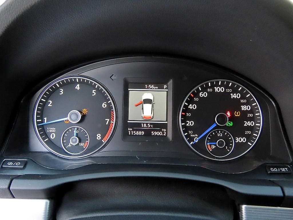 Volkswagen Scirocco — photo 09