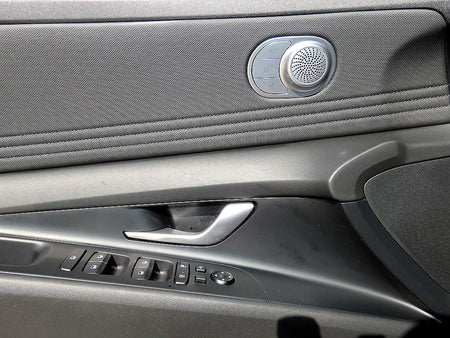 Hyundai Avante — photo 11