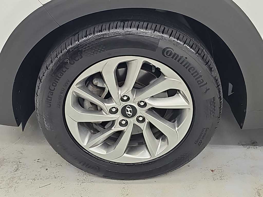 Hyundai Tucson — photo 19