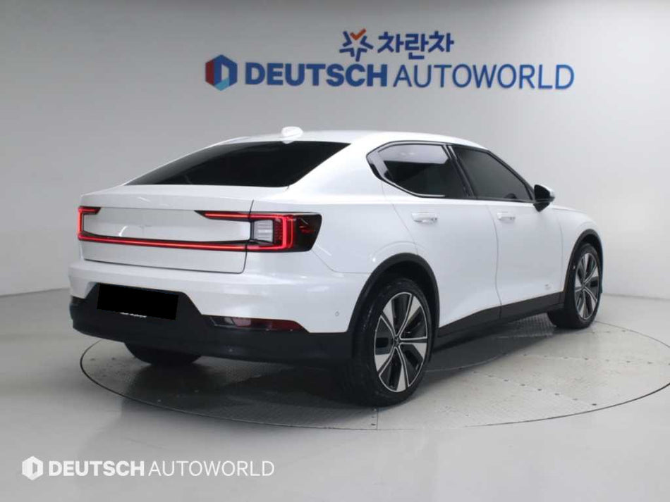 Polestar Polestar 2 — photo 02