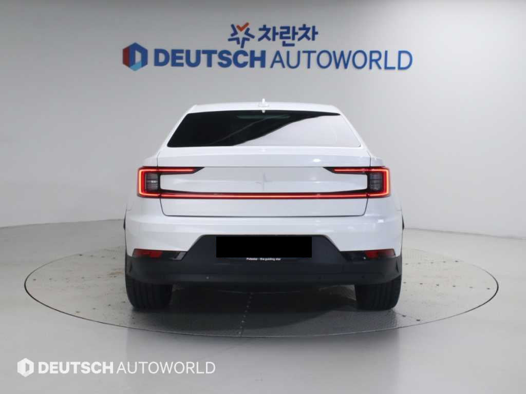 Polestar Polestar 2 — photo 04
