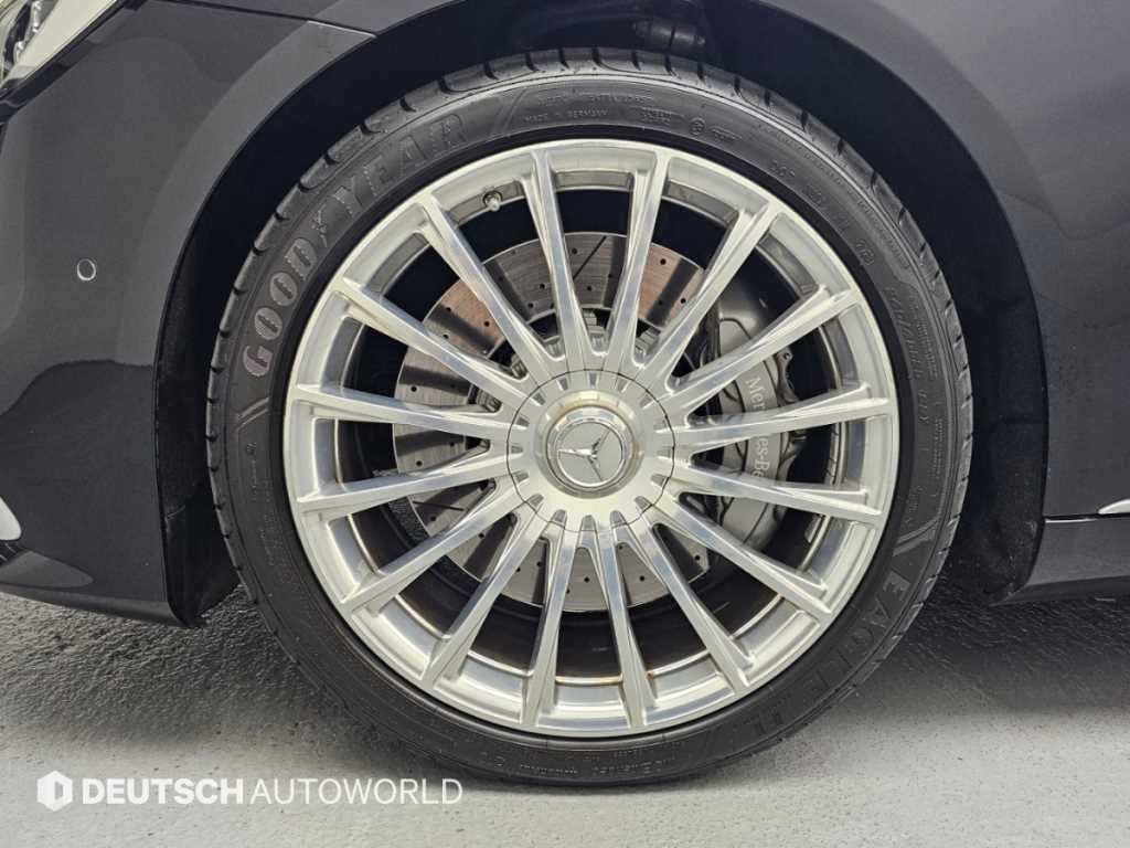 Mercedes-Benz S-Class — photo 05