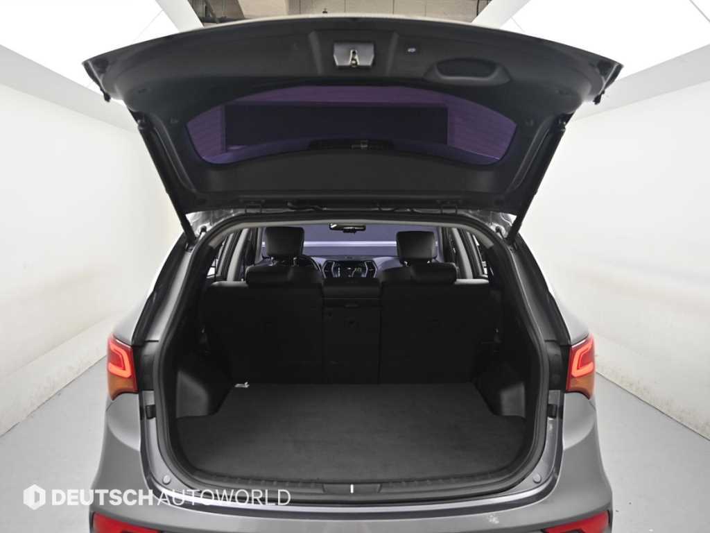 Hyundai Santafe — photo 19