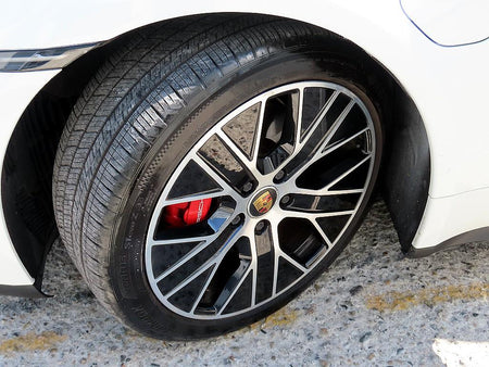 Porsche Taycan — photo 20