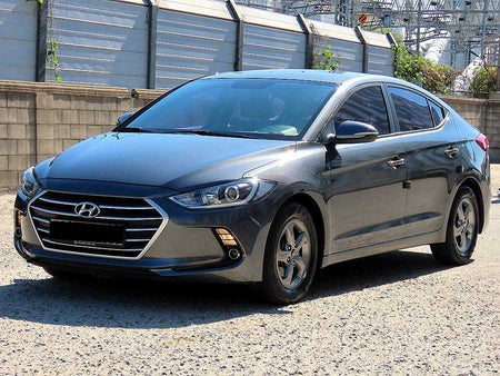 Hyundai Avante — photo 02