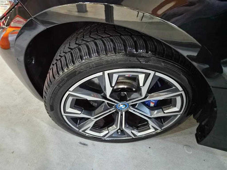 BMW i4 — photo 20