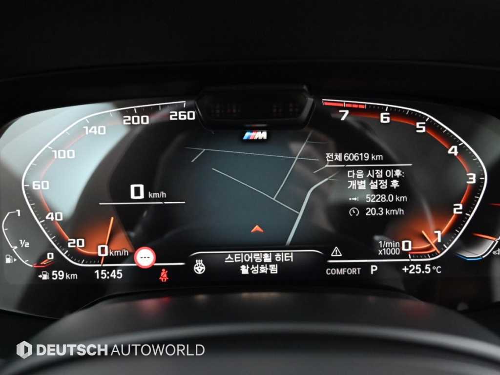 BMW X5 — photo 09