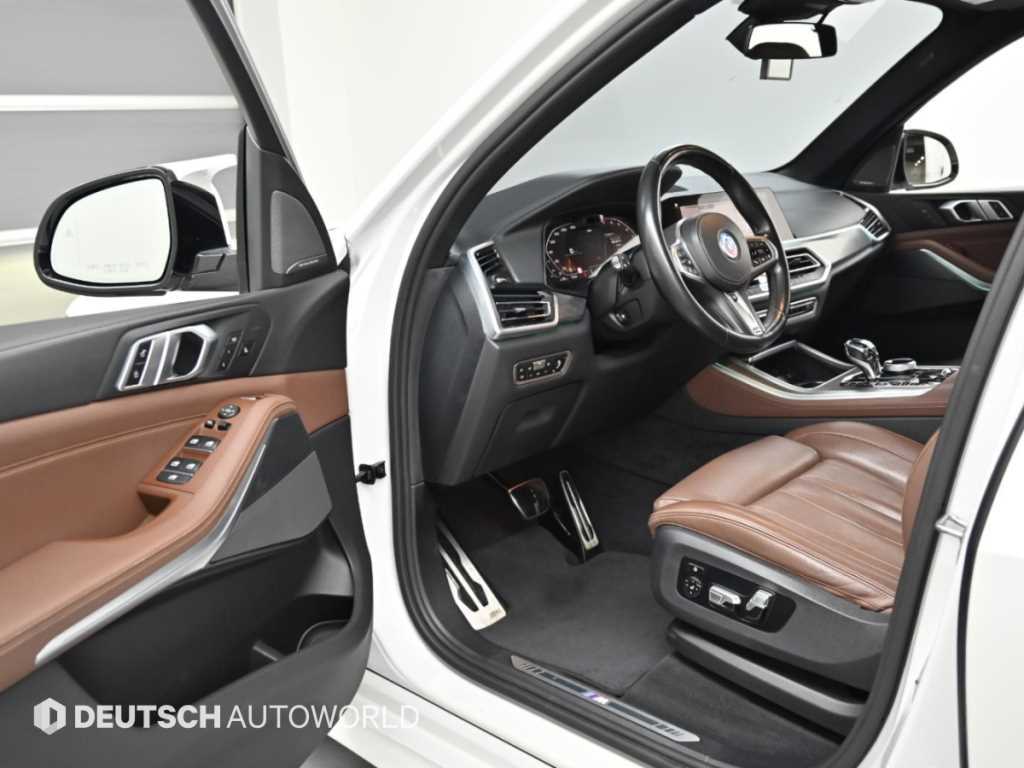 BMW X5 — photo 10