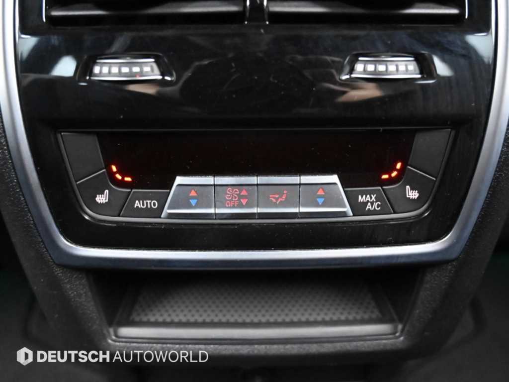 BMW X5 — photo 19