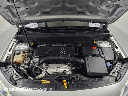 Mercedes-Benz GLB-Class — photo 06