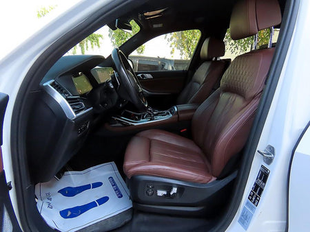 BMW X7 — photo 05