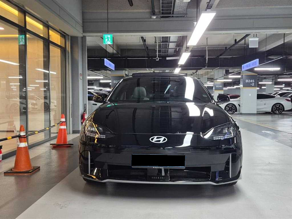 Hyundai Ioniq6 — photo 02