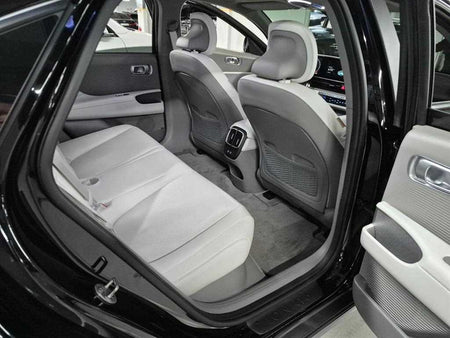 Hyundai Ioniq6 — photo 11
