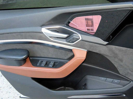Audi e-tron — photo 12