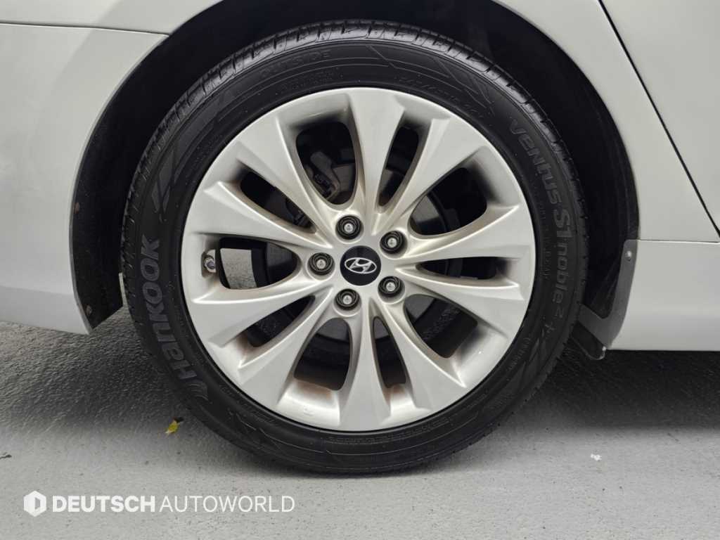 Hyundai Grandeur — photo 05